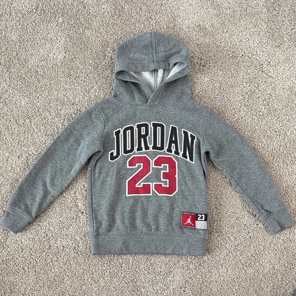 Air Jordan Youth Hoodie Size 3–4 Years Embroidered Logo Pullover Sweatshirt